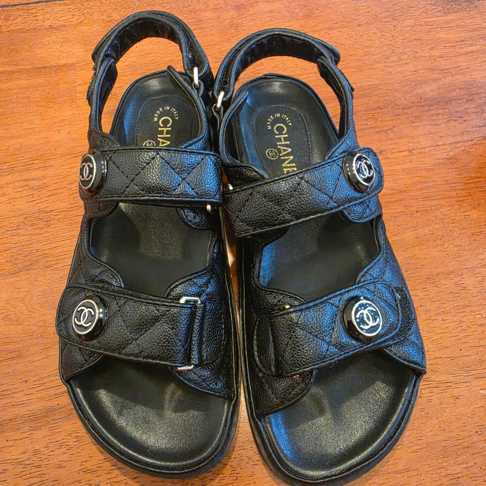 Chanel Sandals Womens 38 Black Excellent Quilted Caviar Leather CC Logo